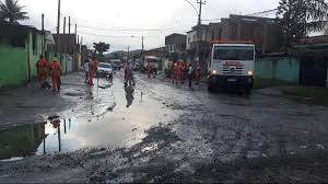 A comlurb iniciou na manhã de hoje, 9, no leblon, a primeira de uma série de fiscalizações para verificar se as caçambas de entulho. Bandnews Fm Rio Na Twitteru Desde As Primeiras Horas Desta Quarta Feira 10 Agentes Da Comlurb Trabalham Nas Ruas De Jardim Maravilha Em Guaratiba Zona Oeste Na Retirada De Entulhos E Desentupimento