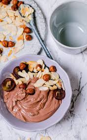Schoko Quark Mit Mandeln Und Nussen Low Carb Zum Fruhstuck Rezept Dessert Rezepte Einfach Schokolade Zum Fruhstuck Nachtisch Mit Quark