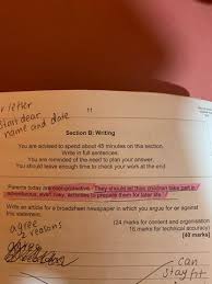 After reading the question on writer's effects (paper 2 question 2), and underlining the key word in each part of the question, return to passage and highlight (possibly in two colours for the two different aspects) the relevant material. Language Paper 2 Question 5 The Student Room