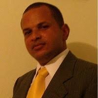 Robert Ureña Email & Phone Number