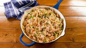 Lemon Butter Salmon Pasta Has The Best Salmon Hack Recipe Butter Salmon Salmon Pasta Lemon Butter Salmon