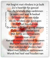 Het Begint Met Vlinders In Je Buik Dat Is Vaak Al Een Heel Goed Begin Heerlijk Gevoel Die Vlindertjes L Loe Citaten Huwelijksgedichten Mooie Woorden