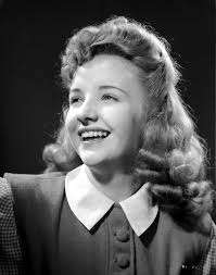 Amazon.com: Dona Lee smiling and posed Photo Print (24 x 30): Posters &  Prints