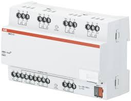 Simple currency converter that converts united states dollar to malaysia ringgit. Abb Rm S4 1