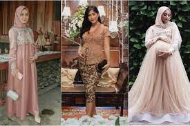 Mereka lebih nyaman dengan dukungan tambahan dari bra menyusui. 8 Inspirasi Kebaya Modern Untuk Ibu Hamil Cantiknya Makin Terpancar