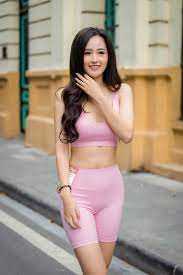Mai phương thúy nói gì khi bị đồn yêu noo phước thịnh? Mai PhÆ°Æ¡ng Thuy Máº·c Quáº§n Legging Tren Ä'Æ°á»ng Cháº¡y Ä'Æ°á»£c Khen Hut Máº¯t