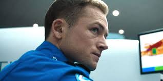 8 Things That Don't Make Sense About Netflix's 'Carry-On'