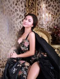 Gaby atau ariel tatum facebook : Twitter Asian Beauty Girl Gorgeous Dresses Beautiful Muslim Women