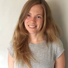 Jennifer Agee's Instagram, Twitter & Facebook