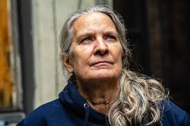 EV Grieve: The peaceful setting of Sharon Jane Smith's 1st Avenue garden