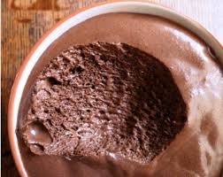 Mousse Au Chocolat Minute A 3 Ingredients La Recette Facile Culture Crunch En 2020 Mousse Au Chocolat Mousse Au Chocolat Facile Mousse Au Chocolat Legere