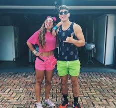 He was born to mother named marilisa maronesse and is blessed with a loving sister named isadora sofia figueroa (born on december 11, 2000). Hijos De Chayanne Sacan Suspiros Pelando El Ojo