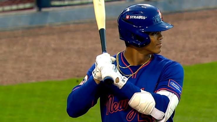 Mitch Voit locked in at the plate, do AI tạo