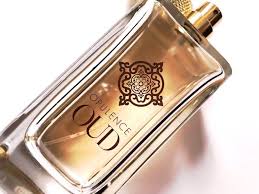 White coconut di marks and spencer è una fragranza del gruppo floreale fruttato unisex. Marks And Spencer Opulence Oud Eau De Parfum Review Marks And Spencer Perfume Marks And Spencer Eau De Parfum