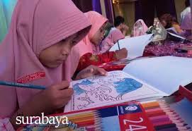 Free download software full version,tips blogging,tips facebook,artikel populer,chord/kunci gitar/lirik lagu terbaru. Inilah Keseruan Lomba Mewarnai Sambil Menunggu Buka Bersama Di Hotel Harris Gubeng Surabaya Inisurabaya Com