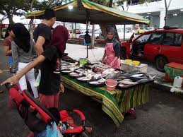 Sesuai namanya, pasar ini baru dimulai di atas jam 6 sore. Mai Jangan X Mai Pasar Malam Pasar Malam Pulau Pinang Facebook