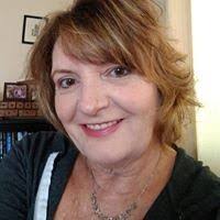 Mari Duffy's Instagram, Twitter & Facebook