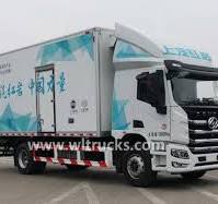 SAIC Hongyan Genpaw 15 ton refrigeration unit truck