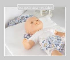 Noel 2018 2 Pour Les Petites Mamans Une Invitee Dans Mon Atelier Poupees Faites A La Main Tapis A Langer Petite Maman