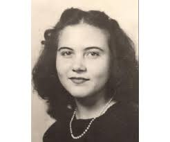 Patty Squires's Instagram, Twitter & Facebook