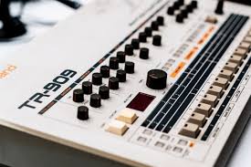 The title of the comp history of chicago house would suggest that not only are they featuring 80's chicago tracks, they also sought to present tracks that does anyone know the classic joint. The History Of House Music And Its Cultural Influence Icon Collective