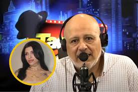 😡💥“Yo también me voy a echar a Nodal”: René Franco lanza polémico  comentario en contra de Cazzu tras llenar el Auditorio Nacional‼️ Durante  la emisión de su programa “La Taquilla”, Franco expresó