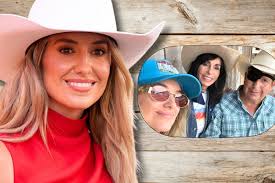 Lainey Wilson's Dad Makes Rare Appearance at Her Show