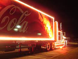 Mode von caravana direkt von den internationalen runways in ihrem stylebop fashion shop. Caravana Coca Cola 2019 Passara Por Cidades Da Regiao Confira As Datas Regiao Jornal Nh