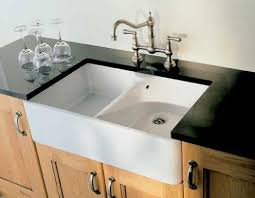 warning: farmhouse kitchen sinks right