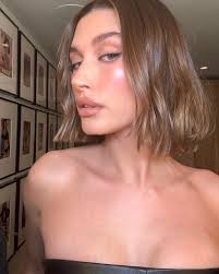 Claire Erickson (claireeerickson)