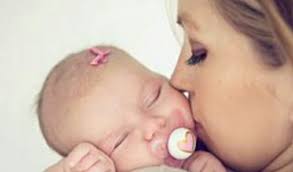 Hello Mommas my name is Angalenna I. Need money to help my feed my family I  got a really bad car accident