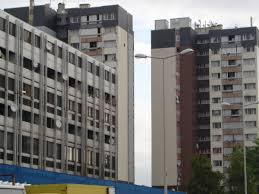 Les aulnaysiens et leurs voisins peuvent se rendre au marché pour acheter légumes, viandes, poissons mais aussi d'autres produits non. Le Marche Du Galion Dans Le Quartier Des 3000 A Aulnay Sous Bois Pourrait Demenager A La Rentree 2016 Aulnaylibre