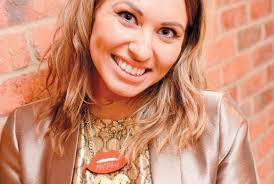 Beth Morris's Instagram, Twitter & Facebook