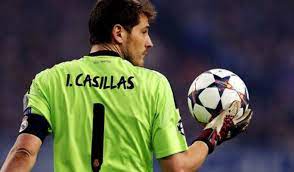 The spain goalkeeper legend has made it known to footballer iker casillas was known to undergo a test in the month of december for defining and determining whether he will be able to continue with his. Sara Carbonero E Iker Casillas Se Confirma La Separacion De La Pareja