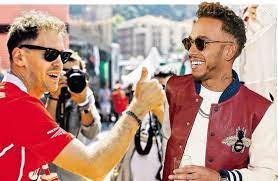 Lewis hamilton celebrates winning the formula one drivers' championship at the mexican grand prix. Formel 1 Sebastian Vettel Neidisch Auf Lewis Hamiltons Plotzliche Haarpracht Express De