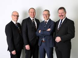 Since 2008 he has also been an honorary professor at the university of. Organe Gremien Vr Bank Mittlere Oberpfalz Eg