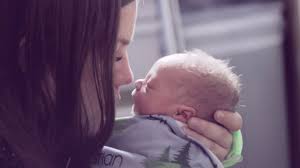 Gerade wenn der zyklus ohnehin unregelmäßig ist, und. Eine 18 Jahrige Bemerkt Schwangerschaft Erst Als Das Kind Schon Da Ist Echte Mamas