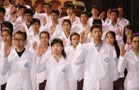 Thời gian vào phòng thi ở việt nam. Xkwnxb0mztyl4m