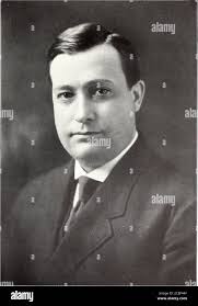 Notable men of Illinois & their state. DUNCAN, NICHOLAS W., banker, of  LaSalle, was born in that city, Dec. 11, 1856, the son of Nicholas  andIsabelia (McBoyle) Duncan. He is a