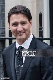 590 Elizabeth Trudeau Photos & High Res Pictures