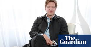 Nunca faz nada convencional e sempre procura desafiar gêneros e modelos você acha que o manifesto dogma 95, fundado por lars von trier e thomas vinterberg, é uma contribuição importante para o cinema contemporâneo? Thomas Vinterberg Back In The Hunt Movies The Guardian