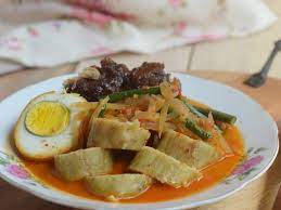 Masukkan udang, daging, tauco dan bumbu lainnya. 16 Resep Lontong Sayur Spesial Dari Berbagai Daerah Rekomended
