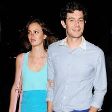 7 blair's wearing a louis vuitton suit from the 2009 resort collection. Leighton Meester Singen Und Traumen Gala De
