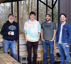 VOL 9, ISSUE 1: COMMUNITY by ourjacksonhome