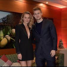This statistic shows which shirt numbers the palyer has already worn in his career. Juventus De Ligt Instagram Style Couples