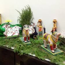 Janmashtami jhula decoration at home. Bedazzle Visitors To Your Home On Janmashtmi 2020 Try These Super Creative Decoration Ideas To Enhance The Beauty Of Your Home