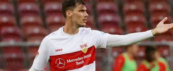 Cheftrainer pellegrino matarazzo gibt einblicke in seine visionen der es ist mir eine ehre: Vfb Stuttgart Pascal Stenzel Darf Sich Hoffnungen Machen