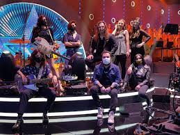 Siemprebeatles obladi oblada yo soy chilevision the beatles загрузил: Carlosfigueroas Auf Twitter Hoy Nos Vestimos De Gala Por Chilevision Banda De Mujeres Y Un Gran Programa Yo Soy 22 30 Orquestacarlosfigueroa Laterceracom Lacuarta Lun Thereallarrymoe Https T Co Smazmit3oa