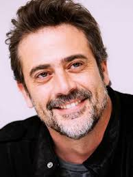 Lindo 🤩 só não gosto dele em Walking Dead