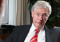 The Power of Conversation in a Fractured World: W. Robert Pearson '68—Calm  Inside the Storm